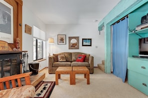 Fireplace, DVD player - Year Round Condo- Sleeps 5! - Tamarack #17 by Bear Valley Vacation Rentals (Bear Valley)