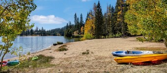 Relaxing, Well Furnished Condo! - Creekside #29 by Bear Valley Vacation Rentals