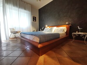 1 Schlafzimmer, Schreibtisch, Bügeleisen/Bügelbrett, kostenloses WLAN