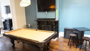 Interior - 1210 Roland Way- Apartment (Pittsburgh)