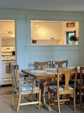 Dining - Charming 2 story home near Perkins Cove (Ogunquit)