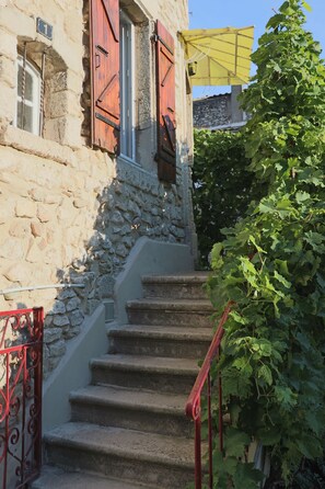 Front of property - Maison de village Donzère (Donzere)