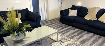 Amazing Hannibal Home - Eitaly’s on Paris