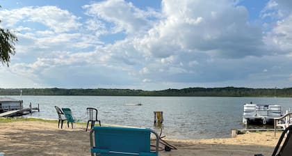 Fully furnished cabin overlooking scenic Wabasis Lake