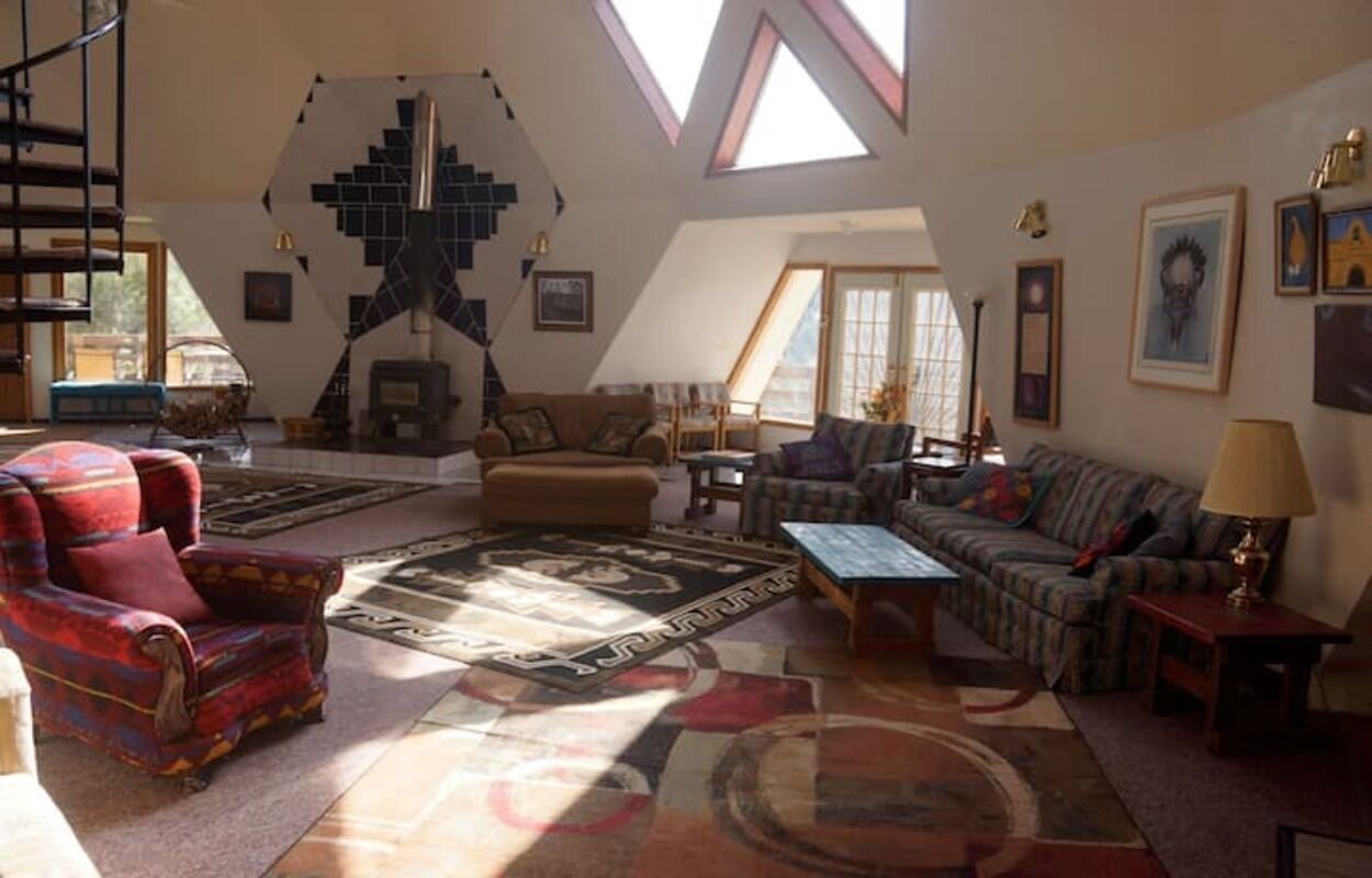 Huge, remote, mountain dome retreat.