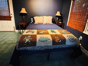 3 bedrooms, desk, iron/ironing board, free WiFi
