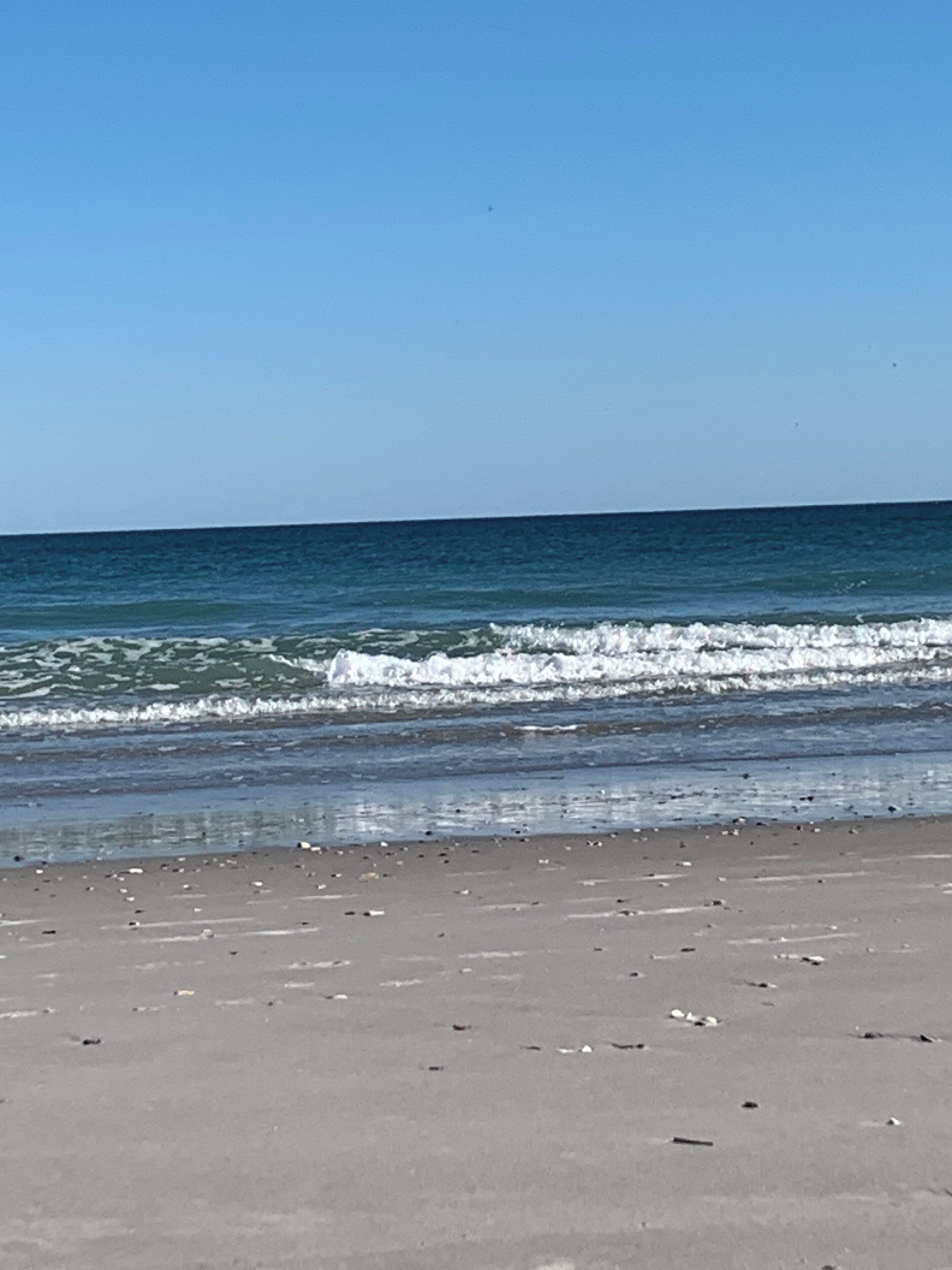 In Strandnähe, Liegestühle, Strandtücher