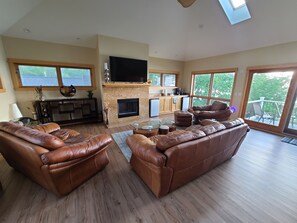 Smart TV, video games, DVD player, video library - "Spacious Lakeside Home: Family & Friends (Hagar Township)