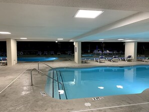 Indendørs pool, opvarmet pool