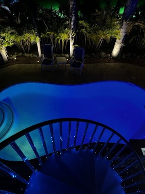Piscine extérieure, piscine chauffée