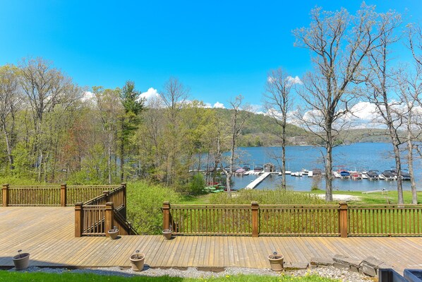 Unclassified image, 1 of 24, button