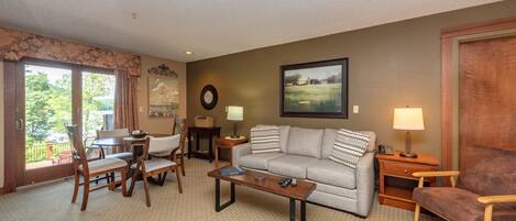 Téléviseur, foyer, jeux vidéo, lecteur de DVD