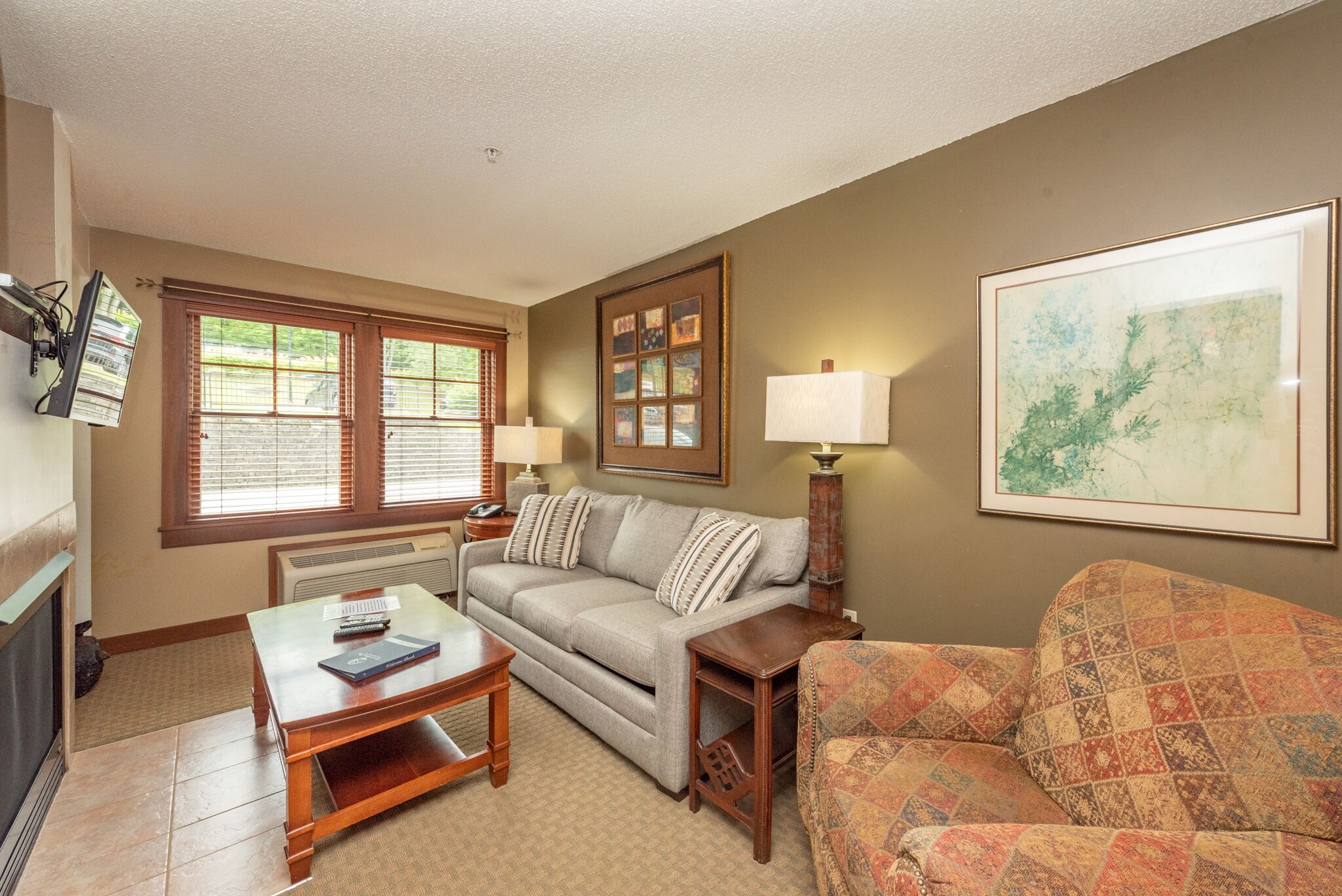 A120 - Standard View Suite with Private Bedroom, 1st Floor Unit, Flat Screen TV!