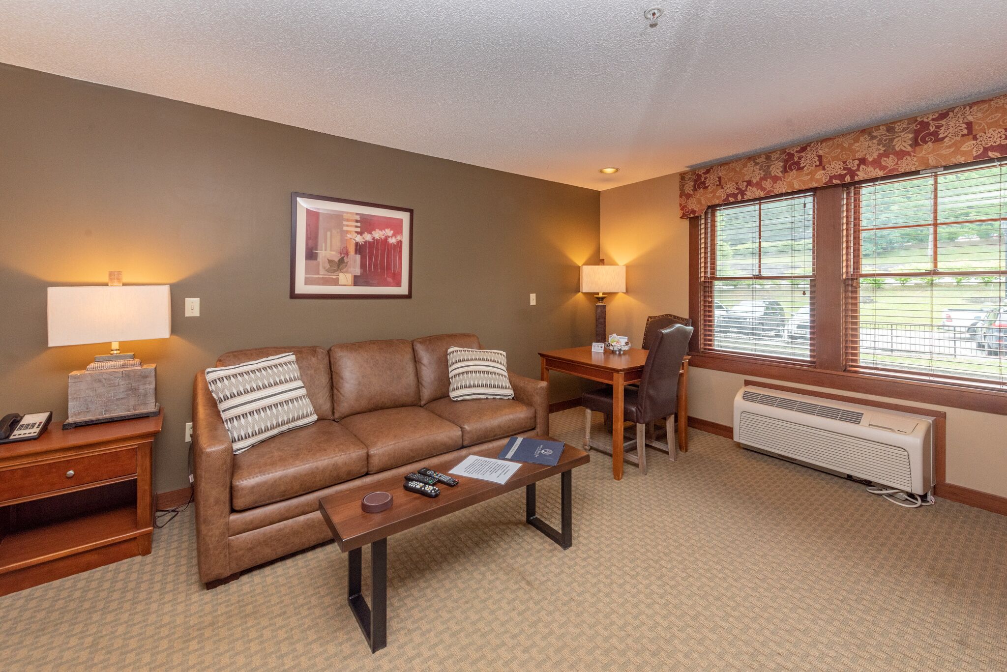 Suites at Silver Tree A214: Standard View Studio Suite with Fireplace and Free W