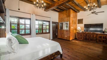 1 camera, una scrivania, ferro/asse da stiro, Wi-Fi gratuito