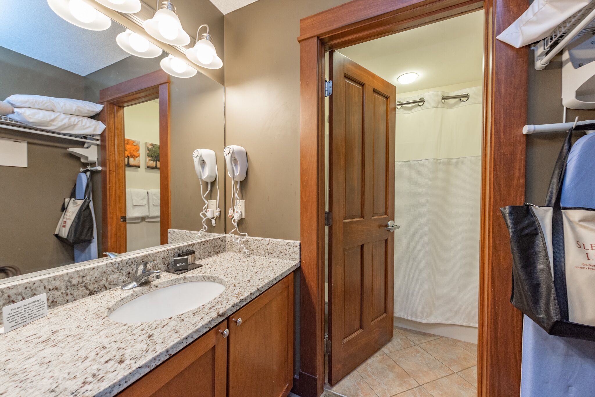 Suites at Silver Tree A310: Standard view studio & loft, sleeps 6, cozy fireplac