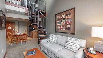 TV, fireplace, video games, DVD player