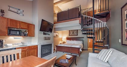 Suites at Silver Tree: A314 Studio & Loft Standard View