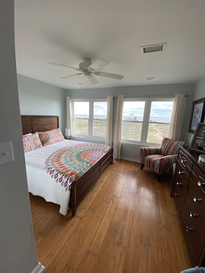 4 habitaciones, tabla de planchar con plancha y wifi gratis 