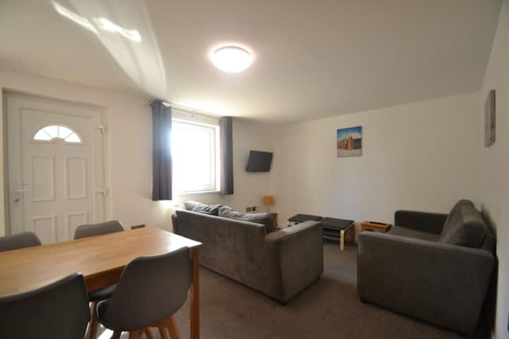 Smart-TV, Tischtennisplatte