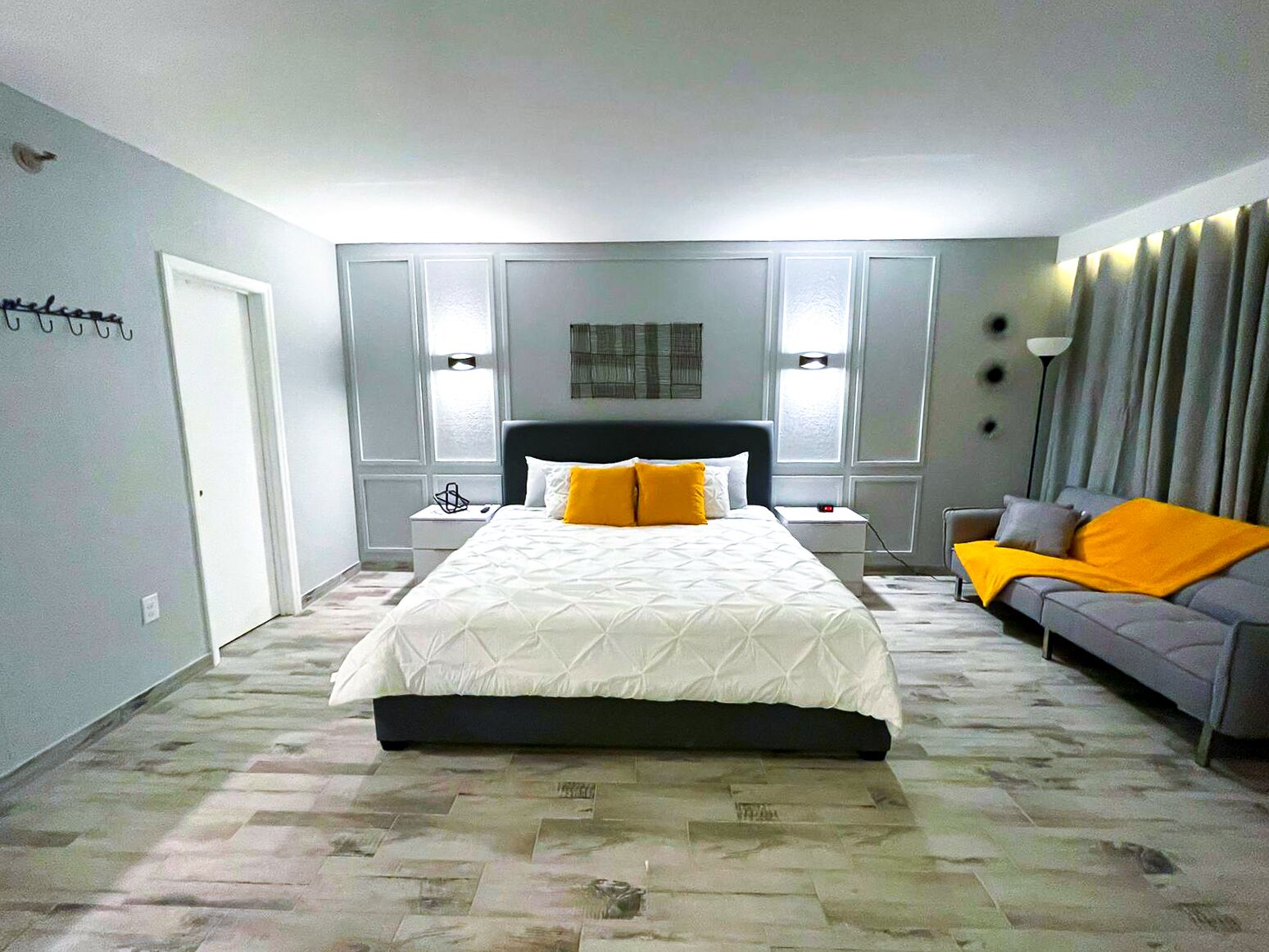 Best Studio close to International Dr / Universal