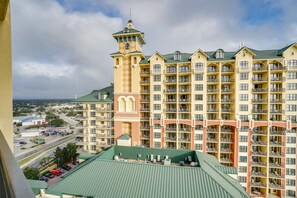 Standard Condo, 3 Bedrooms, Balcony, Beach View | 3 bedrooms, iron/ironing board, free WiFi
