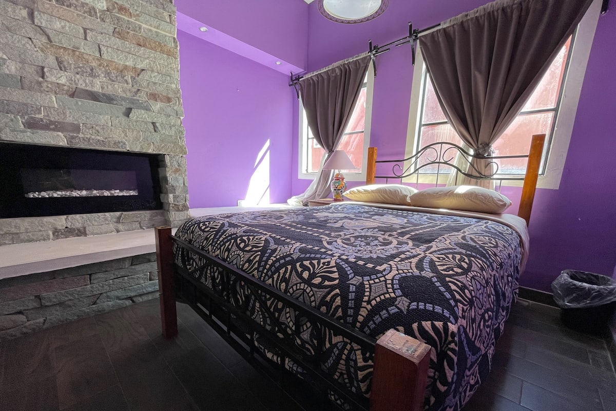 Superior Studio | Desk, free WiFi, bed sheets