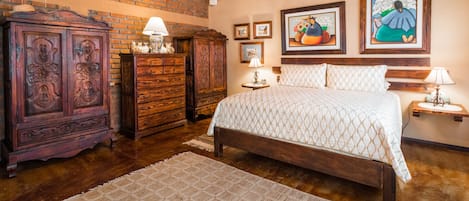 2 Schlafzimmer, Zimmersafe, Schreibtisch, BĂŒgeleisen/BĂŒgelbrett