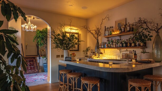 Bar (en la propiedad)