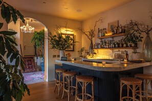 Bar (en la propiedad)
