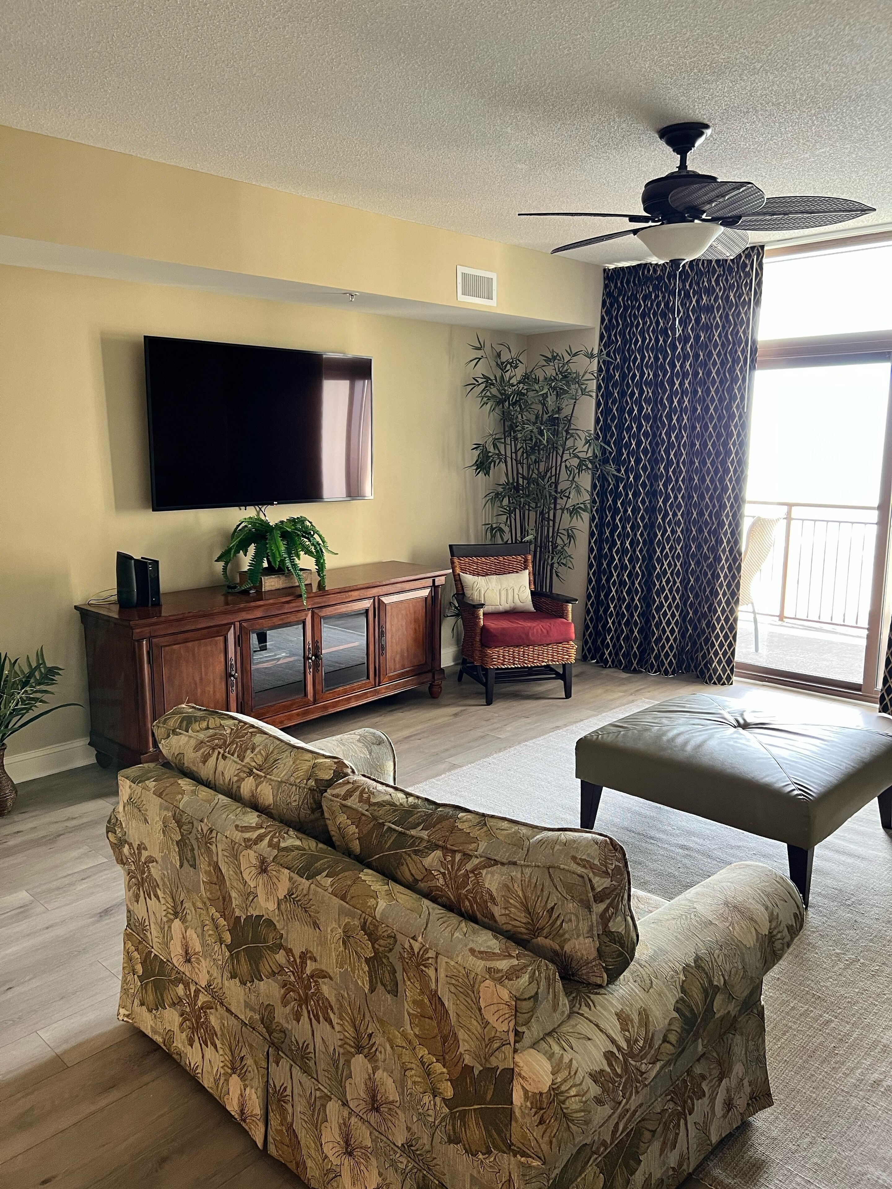 It’s Spring Break!  Beautiful Oceanfront Condo in North Myrtle Beach
