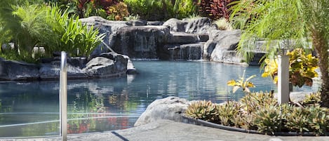 室外游泳池