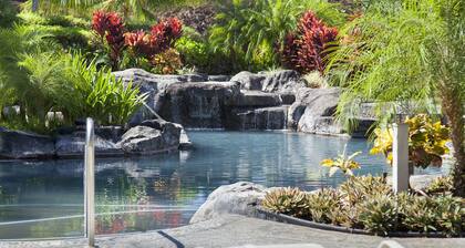 Mauna Lani Palm Villas H4 Corner Two-story Villa with Floor to Ceiling Views