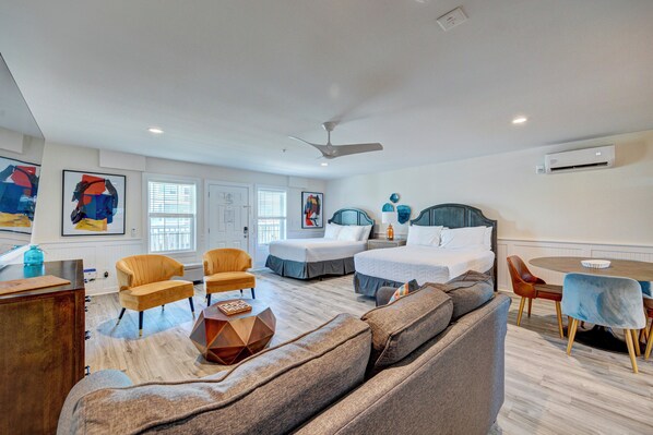 Ropa de cama de alta calidad y camas con pillow-top 