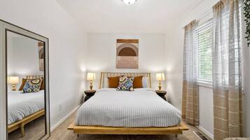 5 bedrooms, travel crib, free WiFi, bed sheets