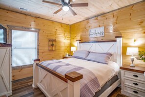 3 Schlafzimmer, Bügeleisen/Bügelbrett, Reisekinderbett, WLAN