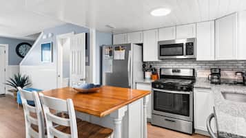 Leilighet, 2 soverom (132) | Eget kjøkken | Kjøleskap, mikrobølgeovn, ovn og kokeplater