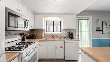 Leilighet, 2 soverom (149) | Eget kjøkken | Kjøleskap, mikrobølgeovn, ovn og kokeplater