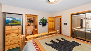 Ferienhaus, Mehrere Betten (085 - Bear Paw Chalet)