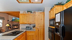 Ferienhaus, Mehrere Betten (085 - Bear Paw Chalet) | Eigene Küche