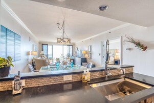 Condo, 3 Bedrooms, Sea View (508) | Private kitchen | Full-size fridge, microwave, oven, stovetop