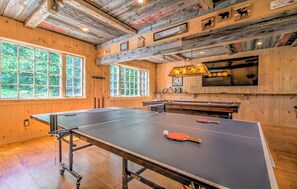 Spielezimmer
