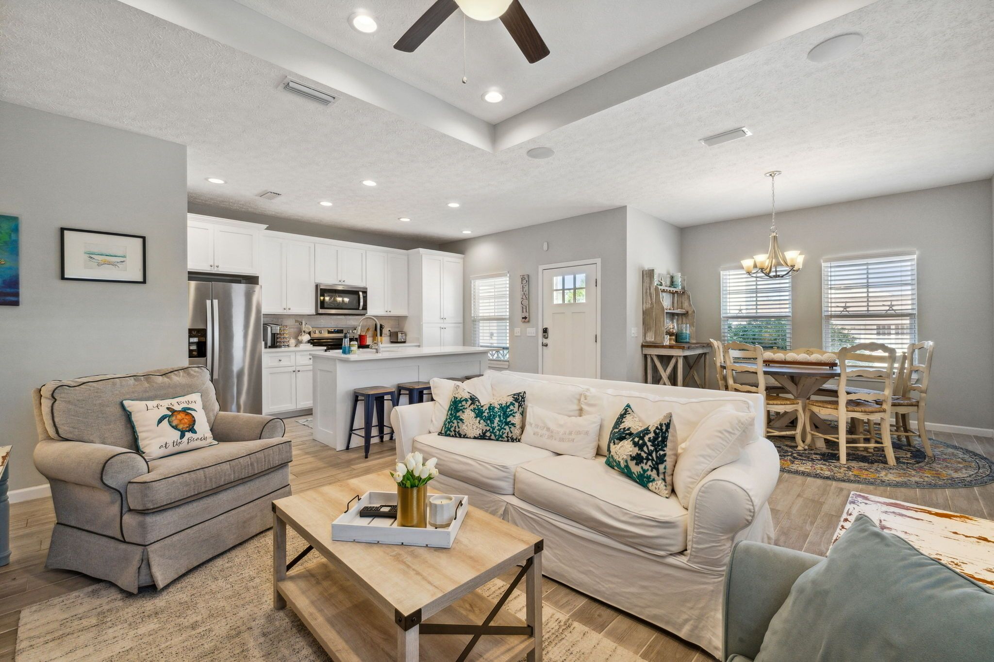 2023 Updates! - less than 3 min walk to beach! 2 king beds, bunk bed, STOCKED