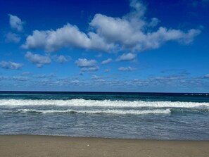 Beach | Sun loungers, beach towels