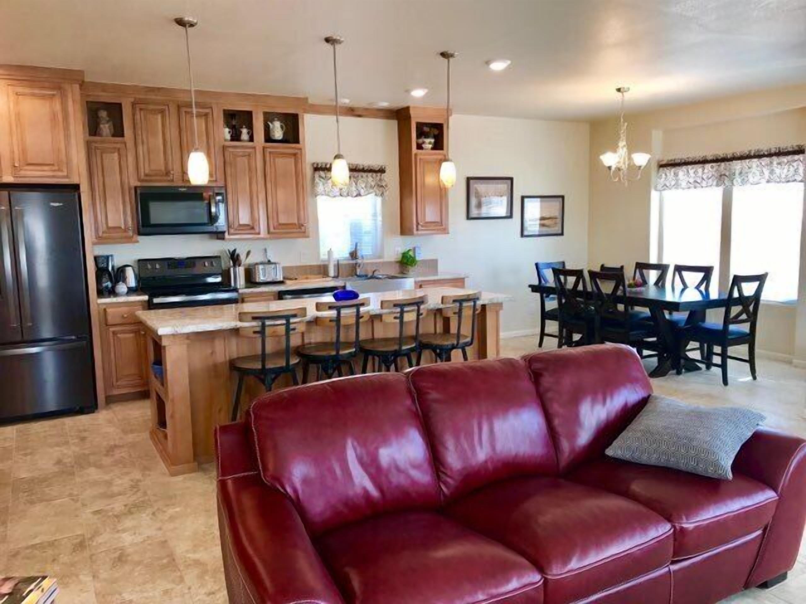 3 houses & suite for up to 36🏜VIEW🐶PETS🚤BOAT parking🌵near Antelope/Horseshoe