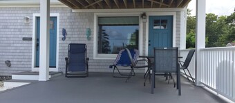 Unique cottage on Cape Cod Bay