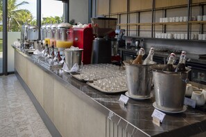 Daily buffet breakfast for a fee