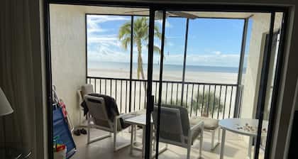 Carlos Pointe Beach Condo 2 bedroom 2 bath Sleeps 6