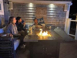 The Mermaid House Experience | Terrace/patio