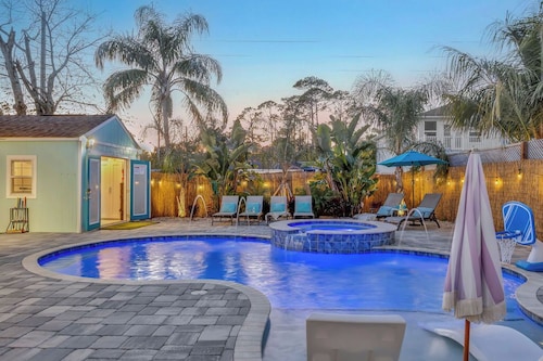 Classic Beach Bungalow with Casita and Heated Pool